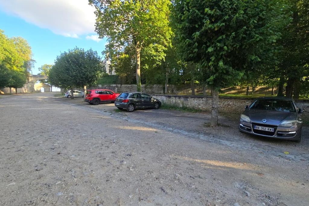 Apartamento Le Royal Billy Dreux Exterior foto